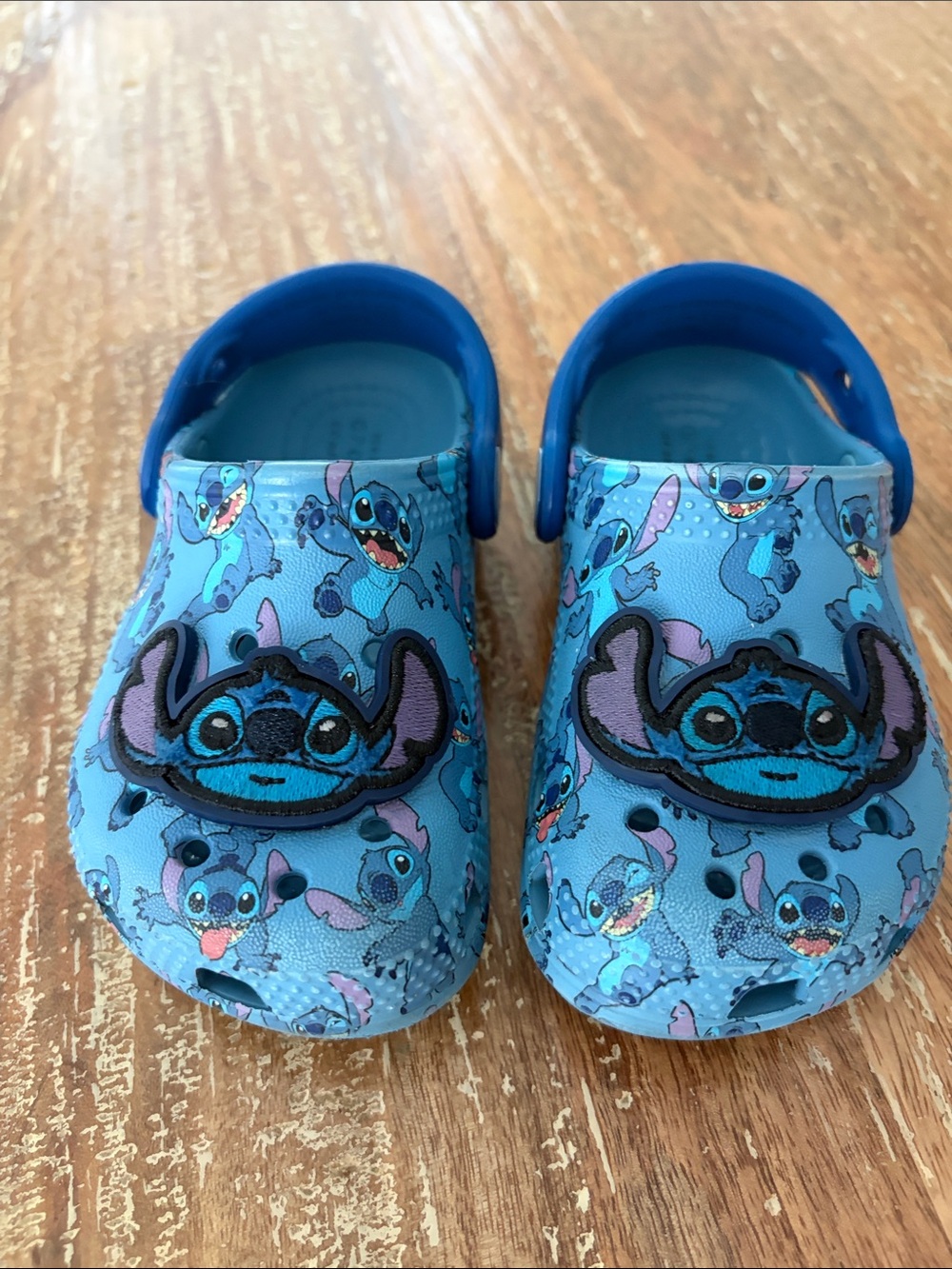 CROCS Kids Blue Stitch Pattern Clogs with Character Patch